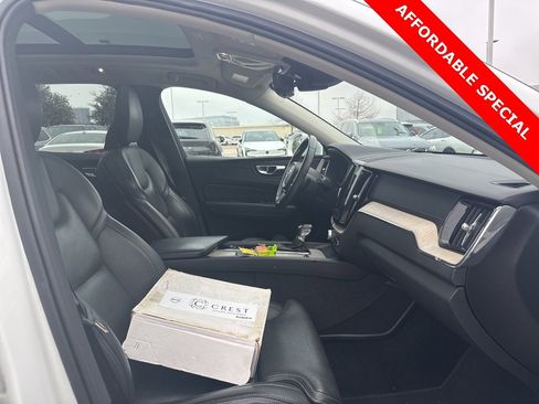 Used 2021 Volvo XC60 T5 Inscription w/ Advanced Package image 9