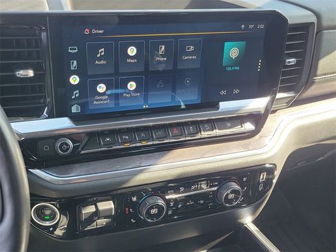 Used 2022 Chevrolet Silverado 1500 LTZ w/ LTZ Premium Package image 8