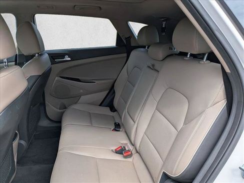 Used 2019 Hyundai Tucson Ultimate w/ Cargo Package AWD/4WD image 18