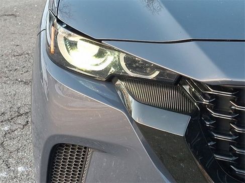 Certified 2025 MAZDA CX-50 AWD 2.5 Hybrid w/ Premium Pkg image 9