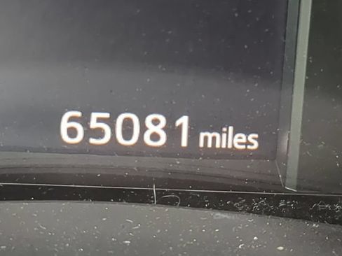 Used 2018 Toyota Corolla iM FWD image 31