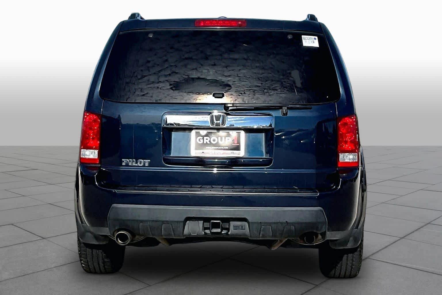 Used 2011 Honda Pilot EX-L image 4