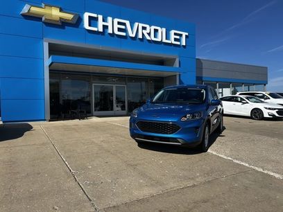 Used 2021 Ford Escape SE