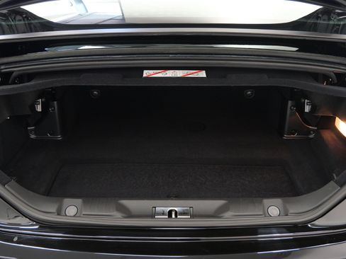 Used 2015 Ferrari California T RWD image 19