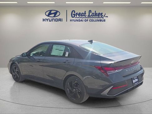 New 2026 Hyundai Elantra Sport FWD image 7