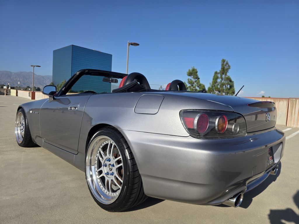 Used 2004 Honda S2000 image 11