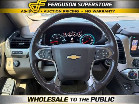 Used 2016 Chevrolet Suburban LTZ RWD image 10
