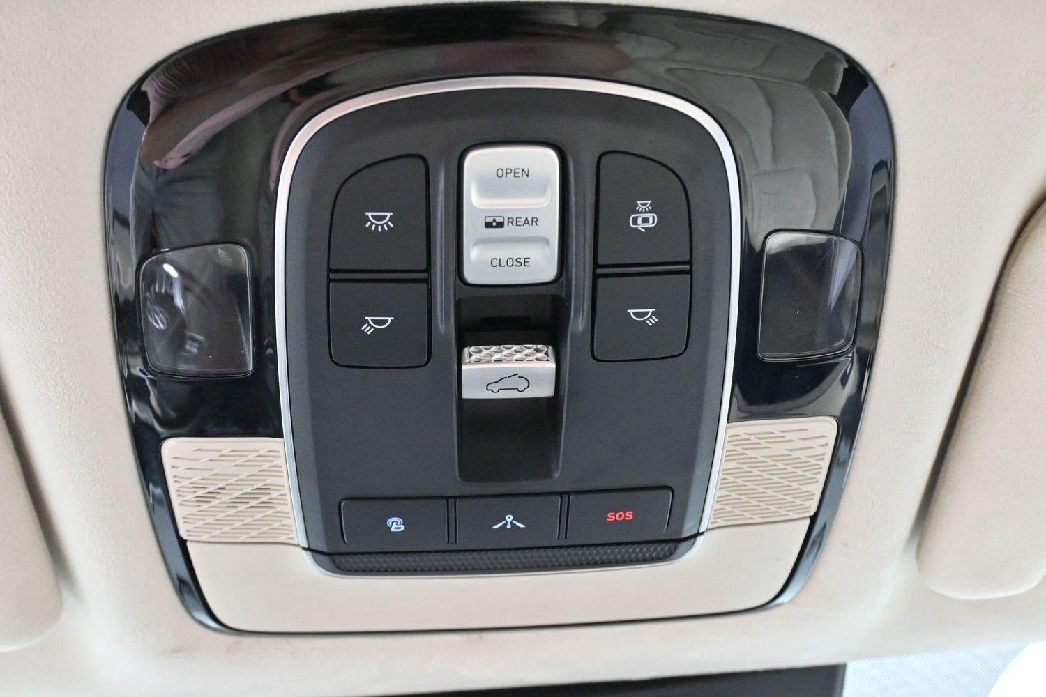 Used 2020 Hyundai Palisade Limited FWD image 31