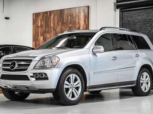Used 2010 Mercedes-Benz GL 450 4MATIC image 1