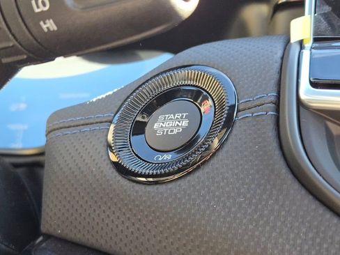 New 2026 Jeep Compass Latitude w/ Sun and Sound Group image 32