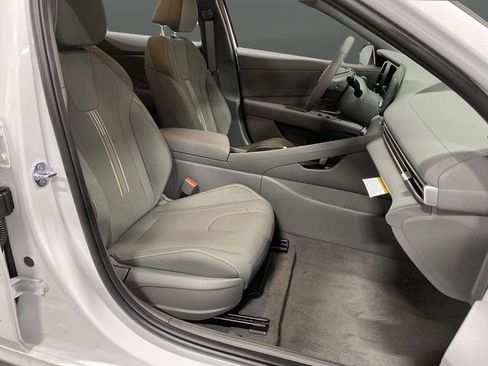 New 2026 Hyundai Elantra Sport FWD image 28