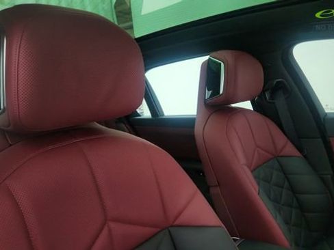 Used 2026 BMW 740i RWD image 22