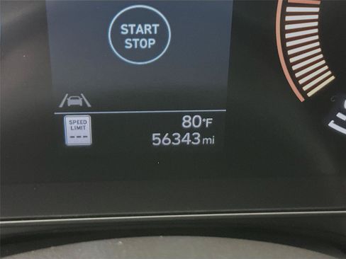 Used 2024 Hyundai Kona SEL AWD/4WD image 18