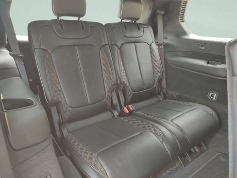 Used 2023 Jeep Grand Cherokee L Summit w/ Advanced Protech Group IV AWD/4WD image 31