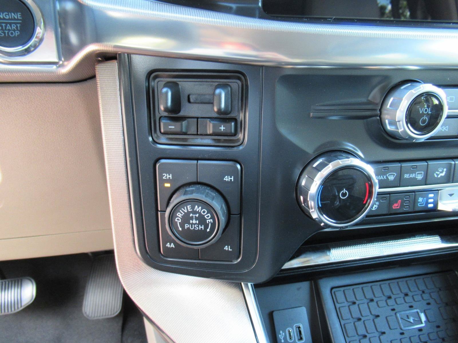 Used 2026 Ford F150 Platinum w/ Equipment Group 703A Plus AWD/4WD image 24