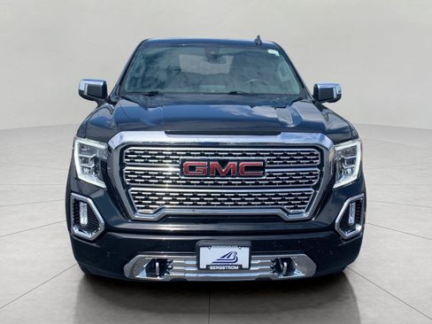 Used 2022 GMC Sierra 1500 Denali w/ Driver Alert Package II AWD/4WD image 3