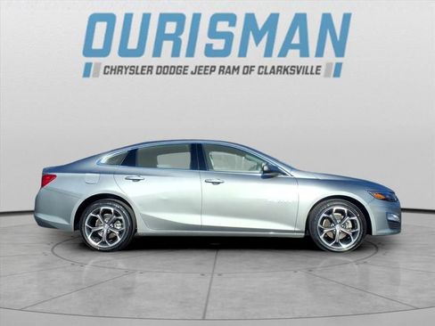 Used 2024 Chevrolet Malibu LT image 2