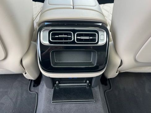 Used 2023 Mercedes-Benz S 580 4MATIC Sedan image 9
