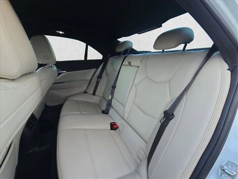 Used 2024 Cadillac CT4 Luxury w/ Cold Weather Package RWD image 18