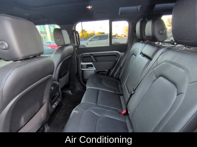 Used 2023 Land Rover Defender 110 SE AWD/4WD image 11