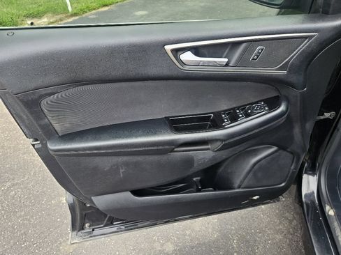 Used 2016 Ford Edge SEL AWD/4WD image 13
