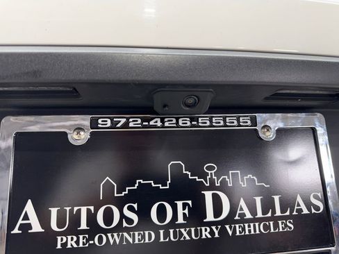 Used 2022 Porsche Macan AWD/4WD image 21
