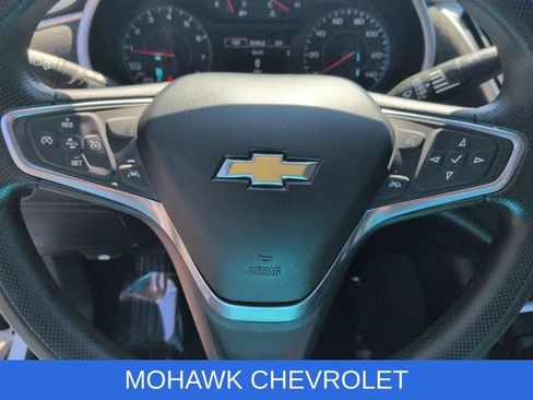 Used 2022 Chevrolet Malibu LT FWD image 11