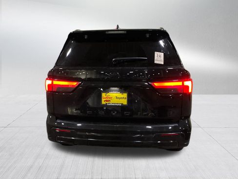 Used 2024 Toyota Sequoia Platinum image 5