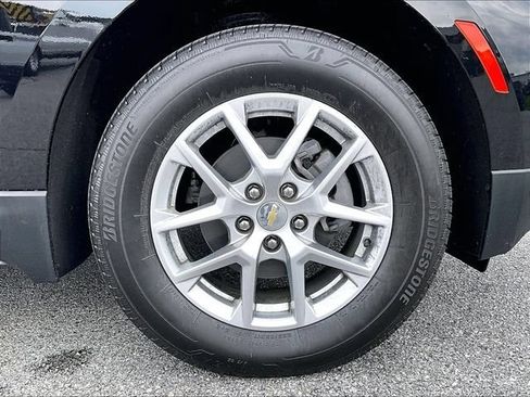Used 2023 Chevrolet Equinox LT AWD/4WD image 7