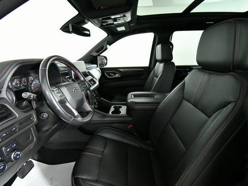 Used 2021 Chevrolet Tahoe RST w/ Luxury Package image 5