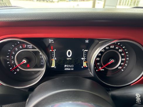 Used 2021 Jeep Wrangler Unlimited Rubicon AWD/4WD image 21