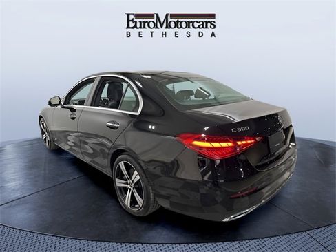 Used 2025 Mercedes-Benz C 300 4MATIC Sedan image 3