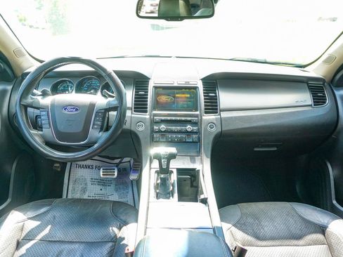 Used 2010 Ford Taurus SHO image 12