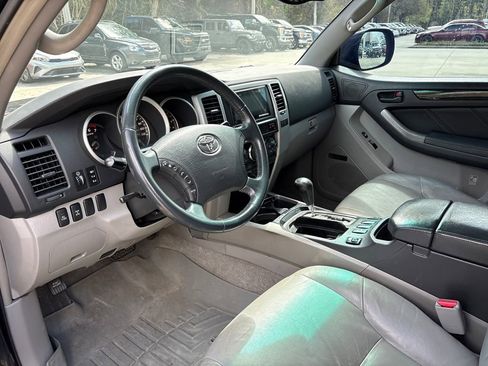 Used 2006 Toyota 4Runner Limited image 6