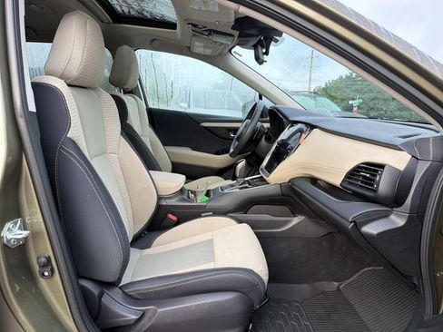 Used 2024 Subaru Outback Premium AWD/4WD image 18