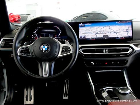 Used 2023 BMW 330i Sedan w/ M Sport Package RWD image 32