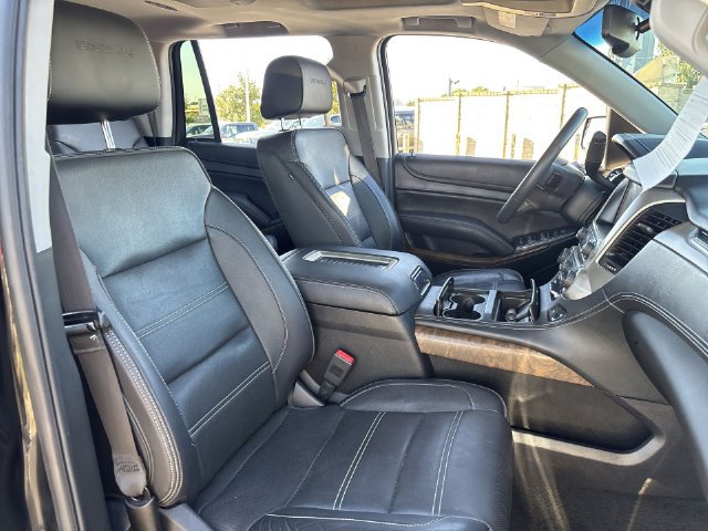 Used 2018 GMC Yukon Denali w/ Denali Ultimate Package AWD/4WD image 35