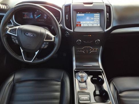 Used 2019 Ford Edge SEL w/ Equipment Group 201A FWD image 12