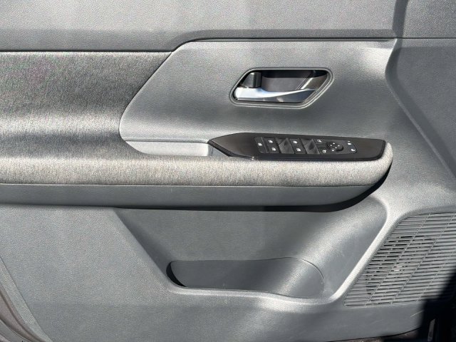 Certified 2026 Nissan Kicks SV w/ SV Premium Package FWD image 13