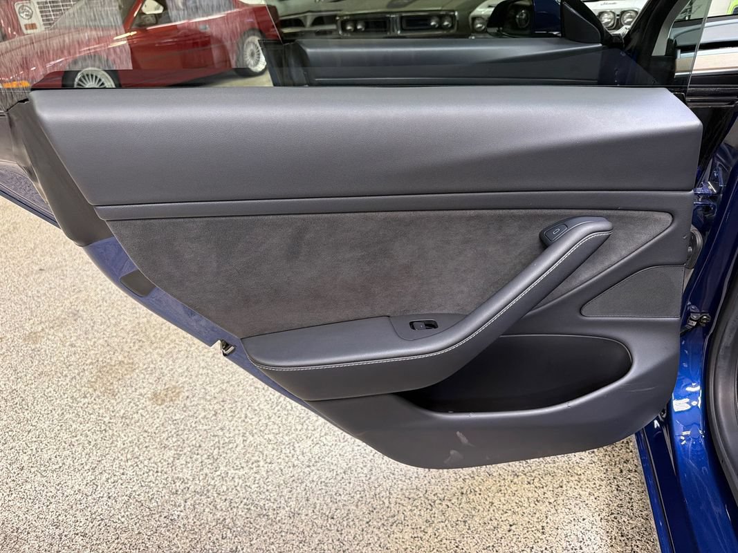 Used 2021 Tesla Model 3 Performance AWD/4WD image 30