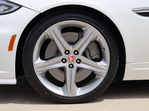 Used 2014 Jaguar XKR R image 42