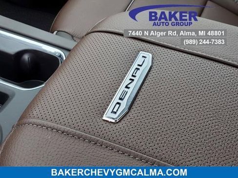 New 2025 GMC Sierra 2500 Denali w/ Denali Reserve Package image 24