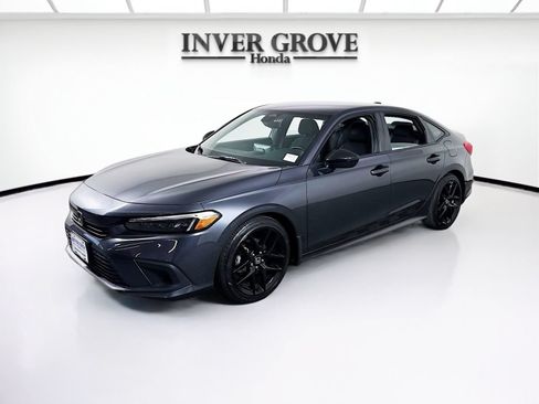 Used 2022 Honda Civic Sport image 1