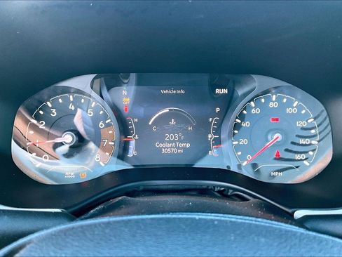 Used 2024 Jeep Compass Limited image 14