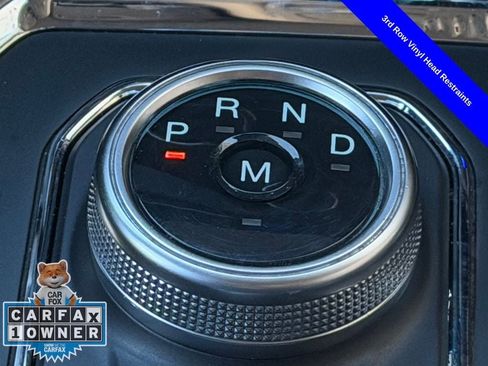 Used 2024 Ford Expedition XLT image 19