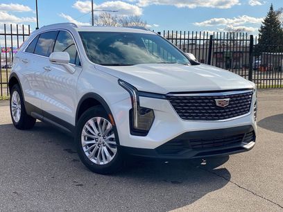 Used 2024 Cadillac XT4 Luxury w/ Cold Weather Package