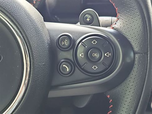 Used 2019 MINI Cooper Clubman S w/ Premium Package image 28