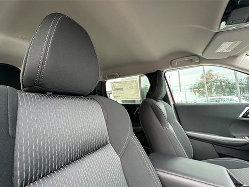 New 2025 Mitsubishi Outlander ES image 17