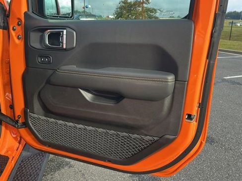 New 2025 Jeep Wrangler Sahara image 21