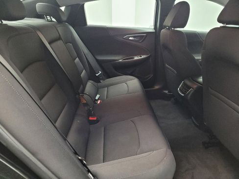 Used 2022 Chevrolet Malibu LT FWD image 19